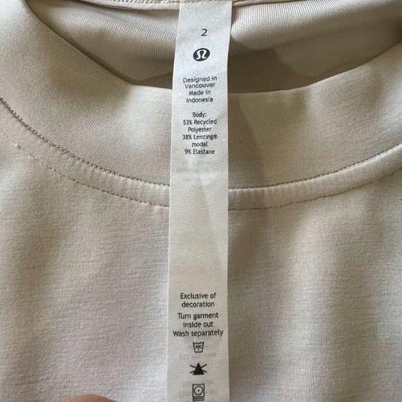 Lululemon Softstreme Perfectly Cropped Crew. Color: white opal. Hawaii! OFFER!!! - Picture 4 of 5